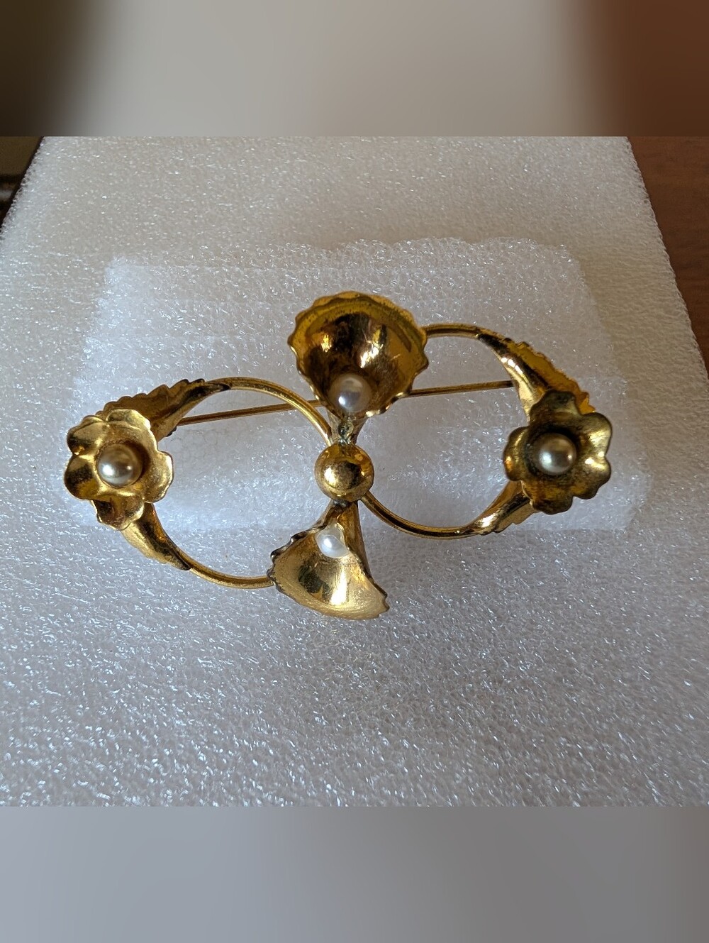 Gold Floral Pearl Brooch